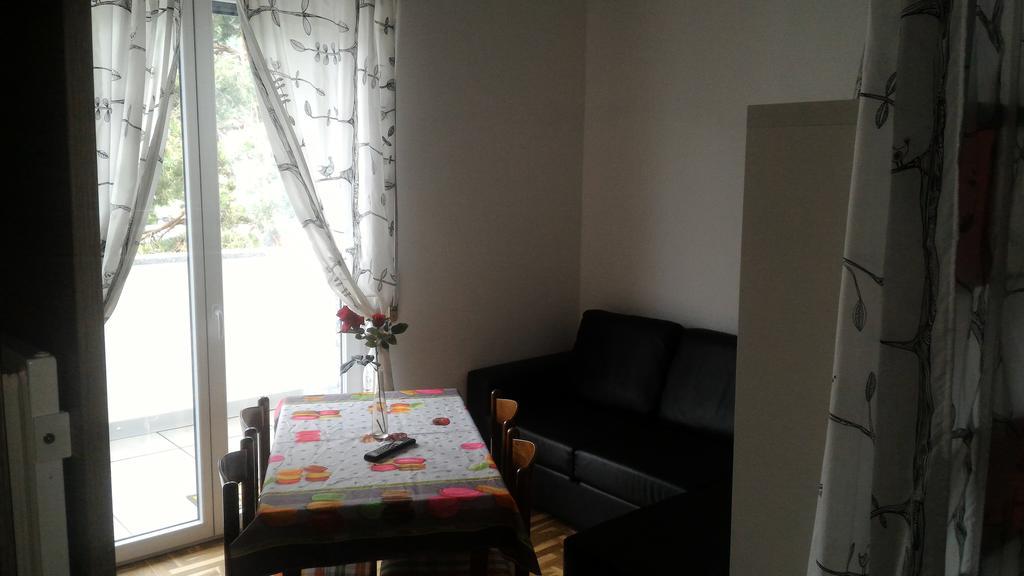 Affittacamere Valchiavenna - Foresteria Lombarda Con Parcheggio Privato Sul Posto! Apprezzata Gestione Familiare Dal 2012, Qualita-Prezzo Top! "Guest-House With Private Parking On Site! Appreciated Family Management Since 2012, Quality-Price Top!" Exterior foto