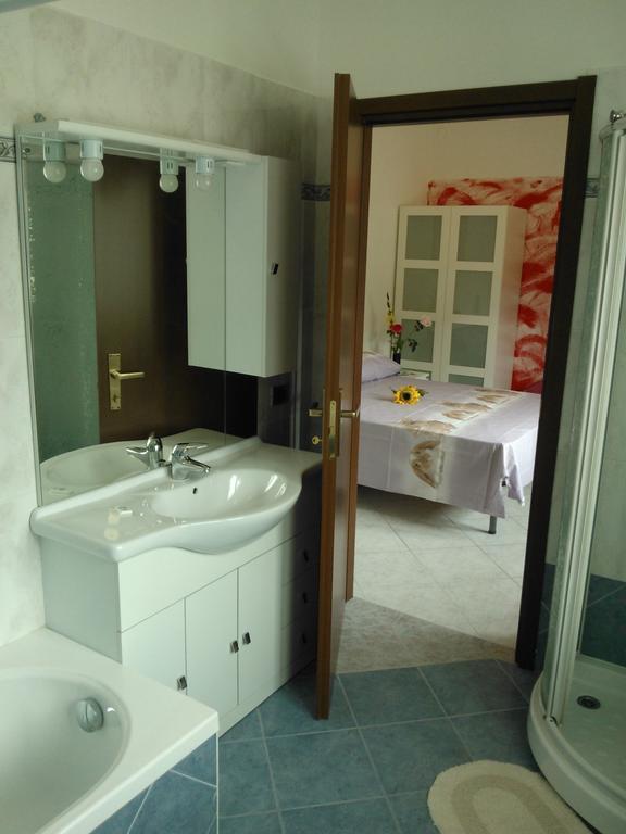 Affittacamere Valchiavenna - Foresteria Lombarda Con Parcheggio Privato Sul Posto! Apprezzata Gestione Familiare Dal 2012, Qualita-Prezzo Top! "Guest-House With Private Parking On Site! Appreciated Family Management Since 2012, Quality-Price Top!" Cameră foto